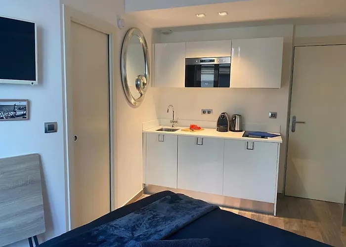Cosy Promenade Apartment *